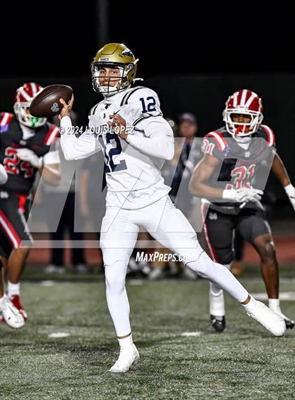 Thumbnail 1 in St. John Bosco vs. Mater Dei (CIF SS DIV 1 Championship) photogallery.