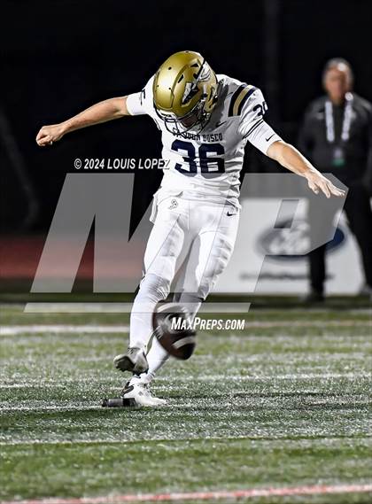Thumbnail 2 in St. John Bosco vs. Mater Dei (CIF SS DIV 1 Championship) photogallery.