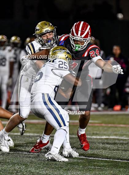 Thumbnail 2 in St. John Bosco vs. Mater Dei (CIF SS DIV 1 Championship) photogallery.