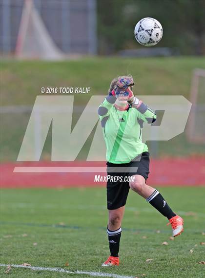Thumbnail 3 in Farmington vs RHAM (CIAC Class L 2nd Round) photogallery.