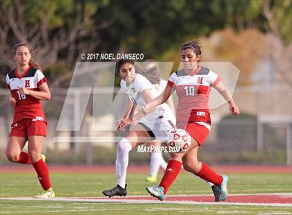 Thumbnail 2 in San Benito @ Menlo-Atherton photogallery.
