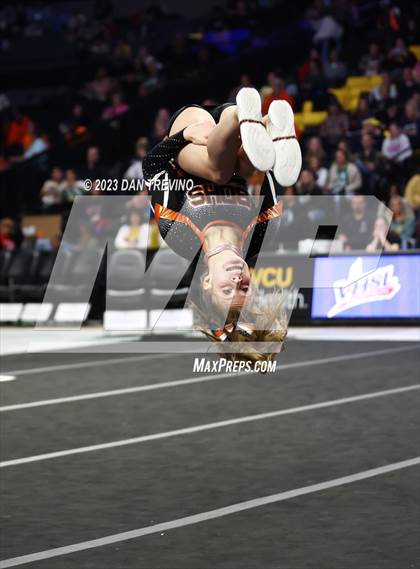 Thumbnail 2 in VHSL State Cheer Competition (Class 3) photogallery.