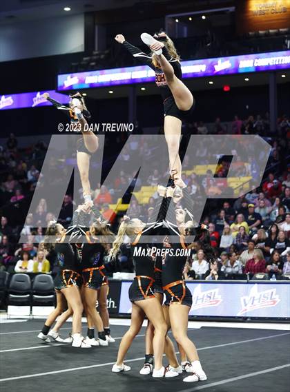 Thumbnail 3 in VHSL State Cheer Competition (Class 3) photogallery.