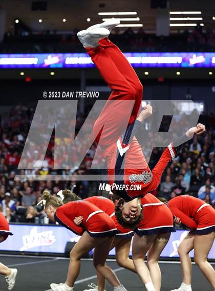 Thumbnail 2 in VHSL State Cheer Competition (Class 3) photogallery.