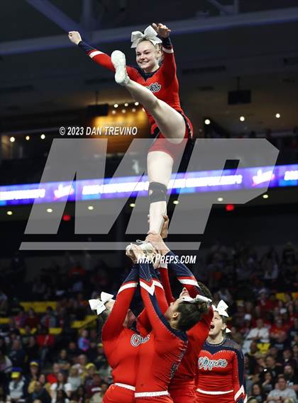 Thumbnail 3 in VHSL State Cheer Competition (Class 3) photogallery.