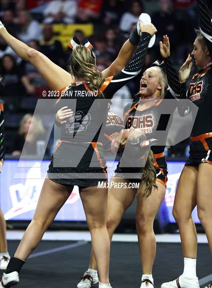 Thumbnail 1 in VHSL State Cheer Competition (Class 3) photogallery.