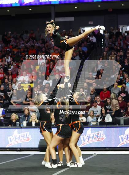 Thumbnail 3 in VHSL State Cheer Competition (Class 3) photogallery.
