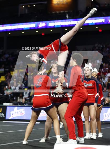 Thumbnail 2 in VHSL State Cheer Competition (Class 3) photogallery.