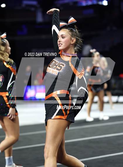 Thumbnail 2 in VHSL State Cheer Competition (Class 3) photogallery.