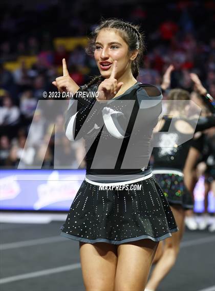 Thumbnail 2 in VHSL State Cheer Competition (Class 3) photogallery.
