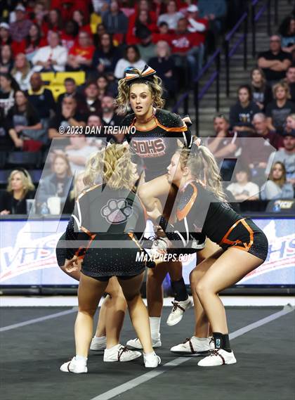Thumbnail 2 in VHSL State Cheer Competition (Class 3) photogallery.
