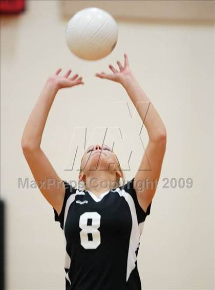 Thumbnail 2 in Eaglecrest vs. Grandview (Eaglecrest Invitational) photogallery.