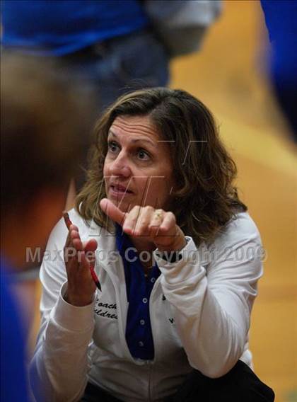 Thumbnail 2 in Eaglecrest vs. Grandview (Eaglecrest Invitational) photogallery.