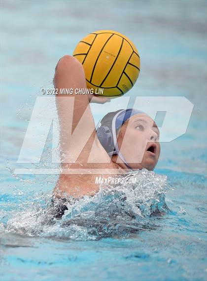 Thumbnail 3 in Harvard-Westlake vs. Newport Harbor (Bill Barnett Holiday Cup) photogallery.