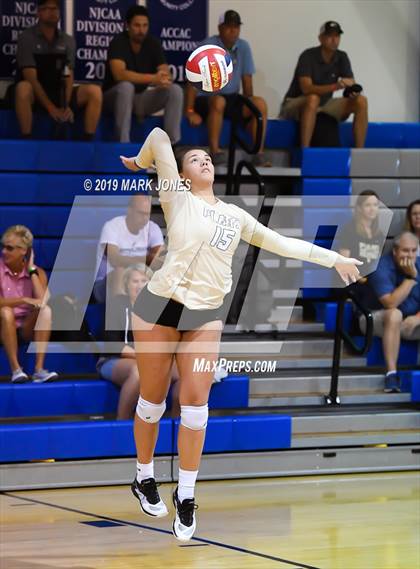 Thumbnail 2 in Plant vs. Scottsdale Christian Academy (Nike Tournament of Champions) photogallery.
