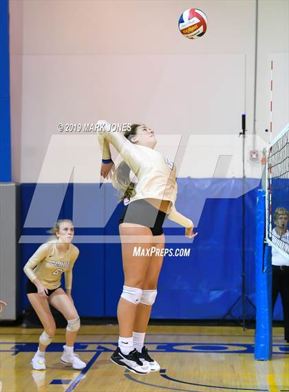 Thumbnail 1 in Plant vs. Scottsdale Christian Academy (Nike Tournament of Champions) photogallery.