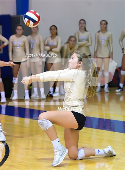 Thumbnail 2 in Plant vs. Scottsdale Christian Academy (Nike Tournament of Champions) photogallery.