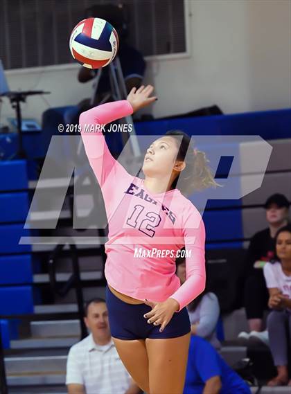 Thumbnail 2 in Plant vs. Scottsdale Christian Academy (Nike Tournament of Champions) photogallery.