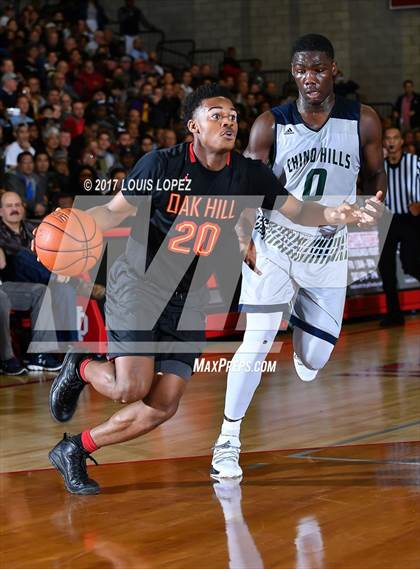 Thumbnail 2 in Oak Hill Academy vs. Chino Hills (Nike Extravaganza) photogallery.
