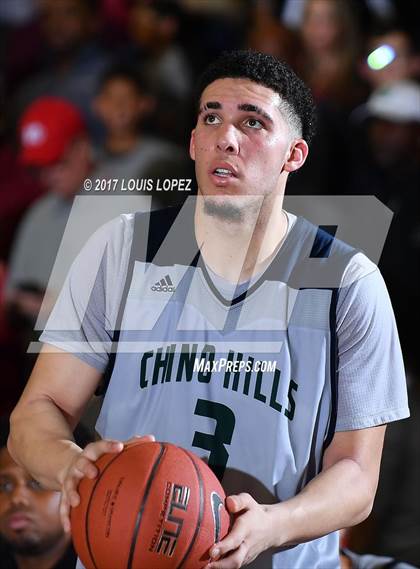 Thumbnail 1 in Oak Hill Academy vs. Chino Hills (Nike Extravaganza) photogallery.