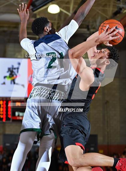 Thumbnail 3 in Oak Hill Academy vs. Chino Hills (Nike Extravaganza) photogallery.