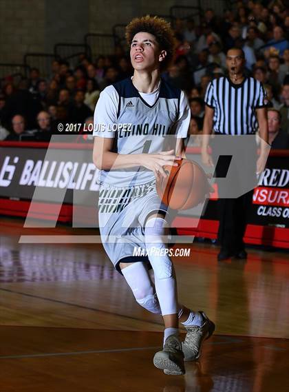 Thumbnail 3 in Oak Hill Academy vs. Chino Hills (Nike Extravaganza) photogallery.