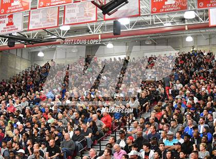 Thumbnail 3 in Oak Hill Academy vs. Chino Hills (Nike Extravaganza) photogallery.
