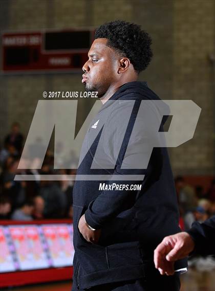 Thumbnail 3 in Oak Hill Academy vs. Chino Hills (Nike Extravaganza) photogallery.