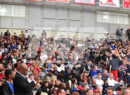 Thumbnail 2 in Oak Hill Academy vs. Chino Hills (Nike Extravaganza) photogallery.