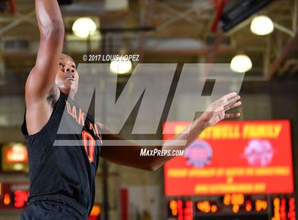 Thumbnail 3 in Oak Hill Academy vs. Chino Hills (Nike Extravaganza) photogallery.
