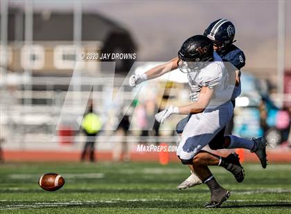Thumbnail 2 in Corner Canyon vs. Lone Peak (UHSAA 6A Final) photogallery.