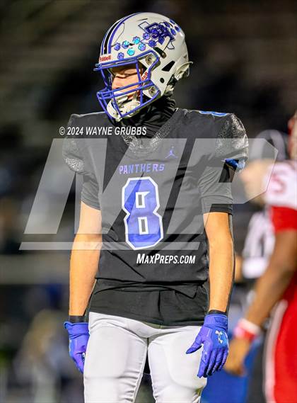 Thumbnail 2 in Carthage vs. Spring Hill (UIL 4A DII Bi-District Playoff) photogallery.