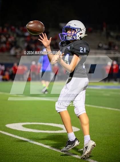 Thumbnail 3 in Carthage vs. Spring Hill (UIL 4A DII Bi-District Playoff) photogallery.