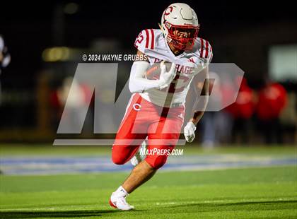 Thumbnail 1 in Carthage vs. Spring Hill (UIL 4A DII Bi-District Playoff) photogallery.