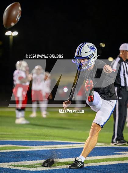 Thumbnail 2 in Carthage vs. Spring Hill (UIL 4A DII Bi-District Playoff) photogallery.