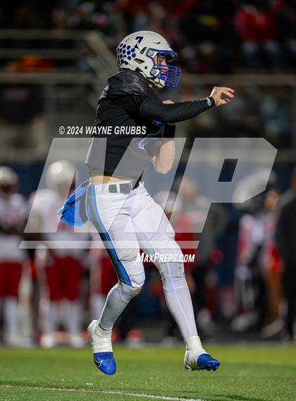 Thumbnail 3 in Carthage vs. Spring Hill (UIL 4A DII Bi-District Playoff) photogallery.