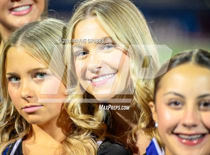 Thumbnail 2 in Carthage vs. Spring Hill (UIL 4A DII Bi-District Playoff) photogallery.