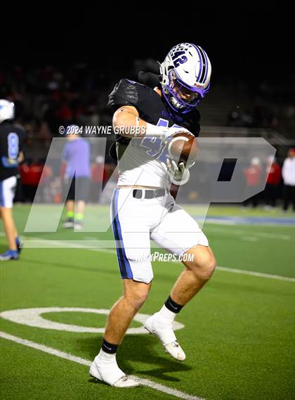 Thumbnail 1 in Carthage vs. Spring Hill (UIL 4A DII Bi-District Playoff) photogallery.