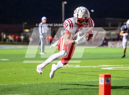 Thumbnail 1 in Carthage vs. Spring Hill (UIL 4A DII Bi-District Playoff) photogallery.