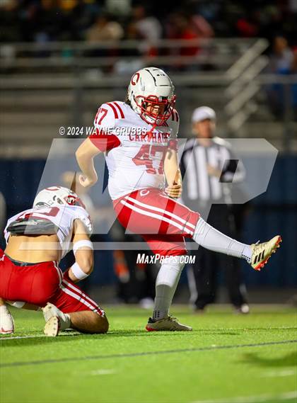 Thumbnail 3 in Carthage vs. Spring Hill (UIL 4A DII Bi-District Playoff) photogallery.