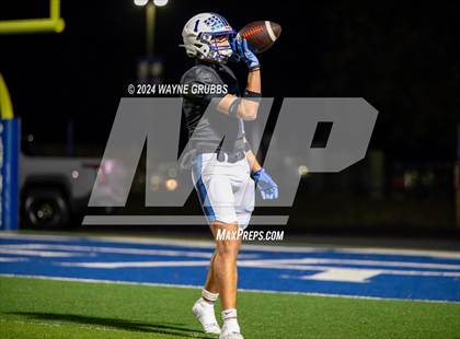 Thumbnail 2 in Carthage vs. Spring Hill (UIL 4A DII Bi-District Playoff) photogallery.