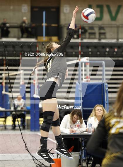 Thumbnail 2 in Union vs. Morgan (UHSAA 3A Final) photogallery.
