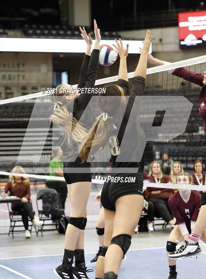 Thumbnail 2 in Union vs. Morgan (UHSAA 3A Final) photogallery.