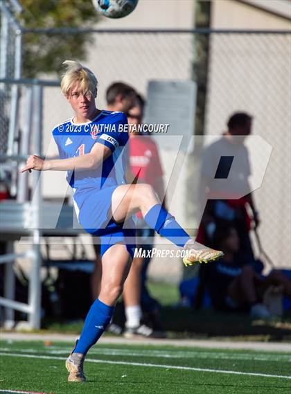 Thumbnail 2 in Cherry Creek vs Lakewood photogallery.