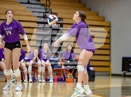 Thumbnail 3 in Willis @ Grand Oaks photogallery.