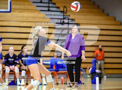 Thumbnail 2 in Willis @ Grand Oaks photogallery.