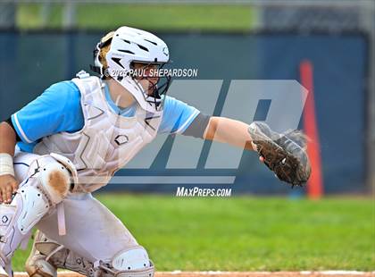 Thumbnail 2 in Coal Ridge vs. Eaton (CHSAA 2nd Round State) photogallery.