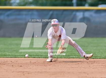 Thumbnail 3 in Coal Ridge vs. Eaton (CHSAA 2nd Round State) photogallery.