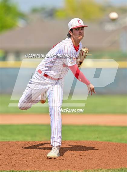 Thumbnail 3 in Coal Ridge vs. Eaton (CHSAA 2nd Round State) photogallery.
