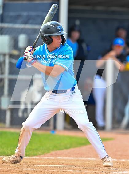 Thumbnail 2 in Coal Ridge vs. Eaton (CHSAA 2nd Round State) photogallery.